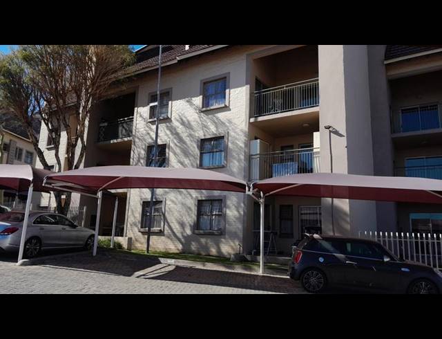 2 BEDROOM APARTMENT FOR SALE IN SUNDOWNER
